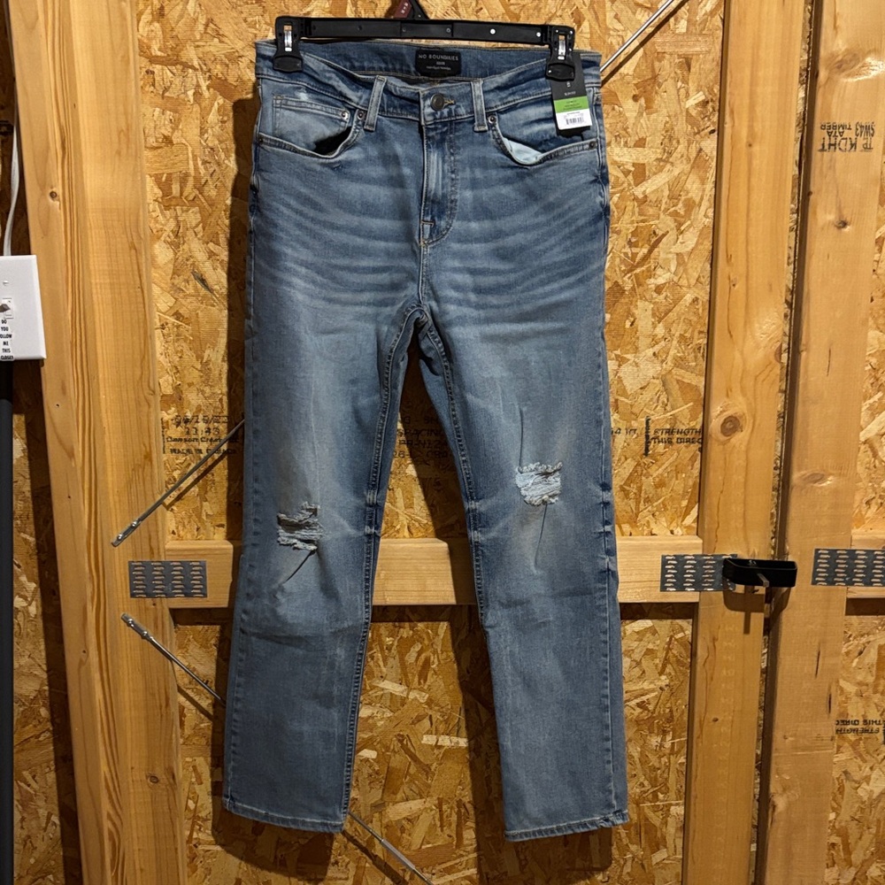 NWT No Boundaries Men's Light Blue Straight Jeans